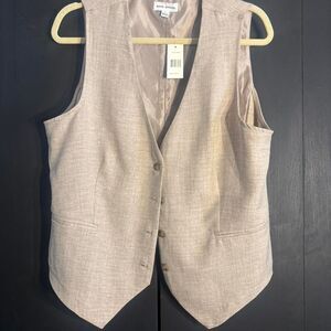 Soho Apparel Tan/Beige Vest – Women’s Size Large – New with Tags
